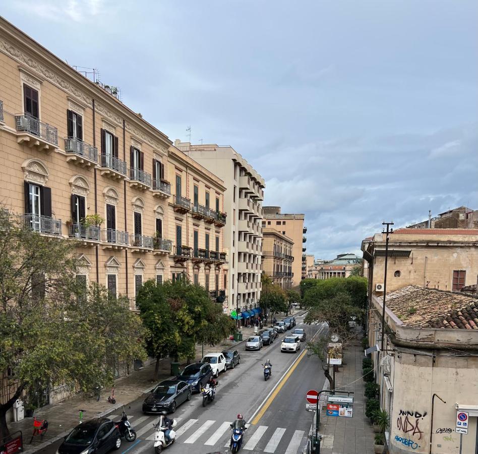Holiday & House - Imparato Palermo Centro Politeama ภายนอก รูปภาพ