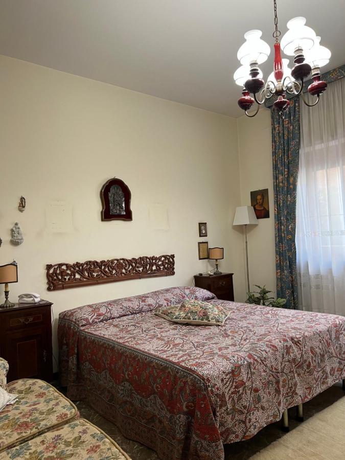 Holiday & House - Imparato Palermo Centro Politeama ภายนอก รูปภาพ